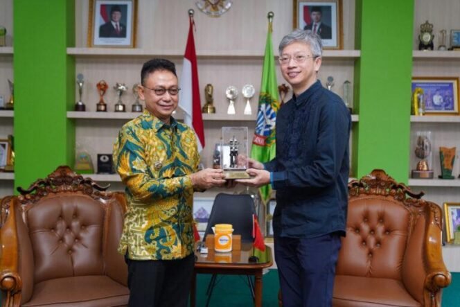 
 Diplomat Tiongkok Kagumi Infrastruktur Pontianak Buka Peluang Kerja Sama Energi dan Infrastruktur