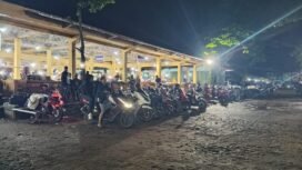 Suasana pasar Pusat Perbelanjaan Sekumpul (PPS) Martapura yang sudah ramai. foto: Haris