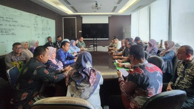 
 Program KURMA MANIS Terancam Tak Tersalurkan pada 2026, DPRD Banjar Cari Solusi