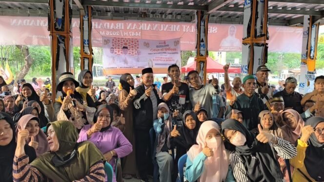
 Safari Ramadan Hanura di Banjarbaru, Ratusan Paket Sembako Dibagikan ke Warga