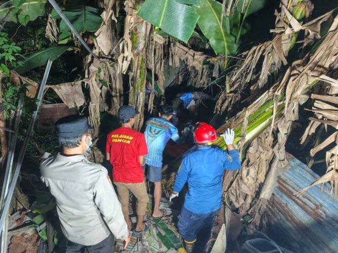 
 Perempuan di Gambut Ditemukan Meninggal Diduga Tersengat Listrik