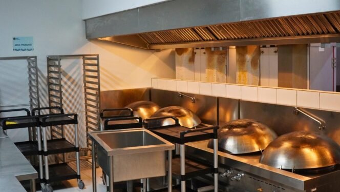 
 Ratusan Dapur MBG Disetop Sementara, BGN Perketat Standar Keamanan Pangan