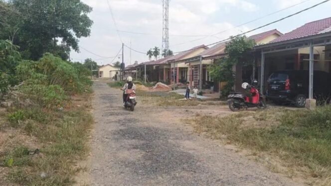 
 Kondisi di salah satu lingkungan perumahan di Kabupaten Banjar, Rabu (29/4/2026). foto: Haris Ricek.ID
