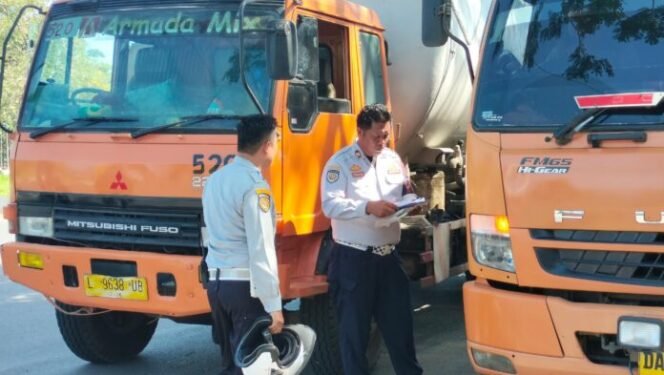 
 Razia ODOL Ungkap Puluhan Pelanggaran, Muatan dan KIR Jadi Sorotan