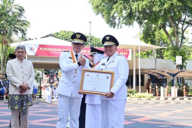 
 Kalsel Raih Penghargaan Kinerja Tinggi di Hari Otonomi Daerah 2026