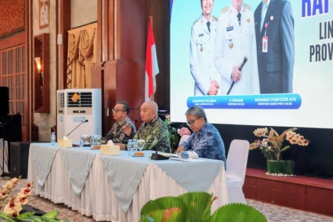 
 Rapat Koordinasi SKPD, Gubernur Kalsel Dorong Penguatan Pelayanan Digital