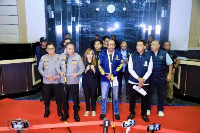 
 Bongkar Judi Online Jaringan Internasional, Bareskrim Polri Ringkus 321 WNA di Jakarta Barat