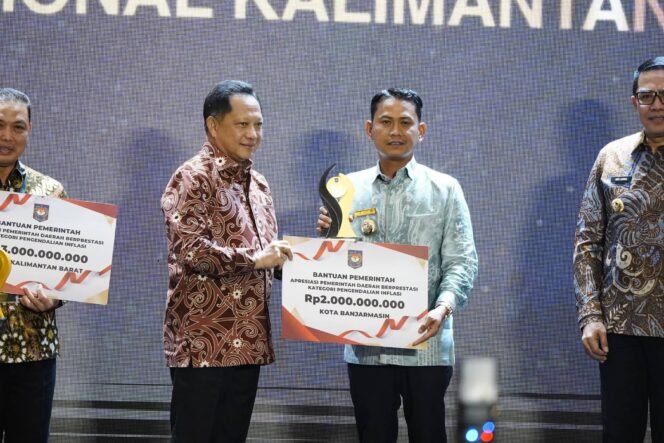 
 Berhasil Kendalikan Inflasi, Pemko Banjarmasin Raih Bantuan Rp2 Miliar Kemendagri