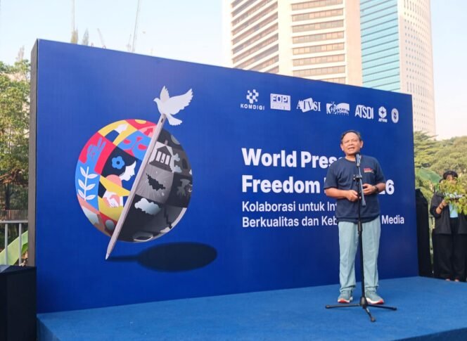 
 Bijak Di Era Media Sosial, Ketua Dewan Pers Ajak Publik Utamakan Informasi Berkualitas