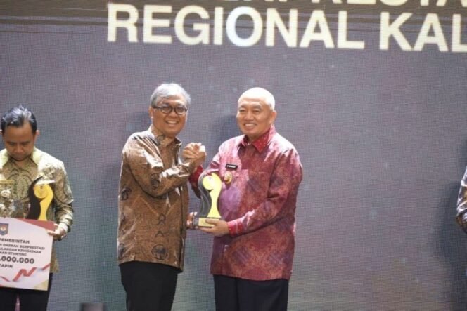 
 Terbaik Di Regional Kalimantan, Gubernur Kalsel Raih Penghargaan Kemendagri 2026