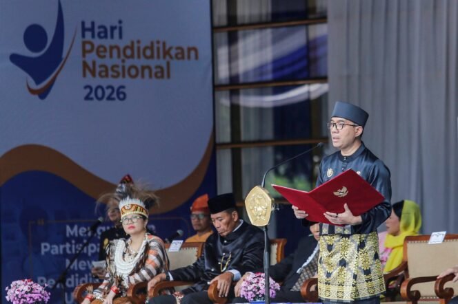 
 Peringati Hardiknas, Mendiktisaintek Dorong Ekosistem Pendidikan Terintegrasi & Riset Berdampak