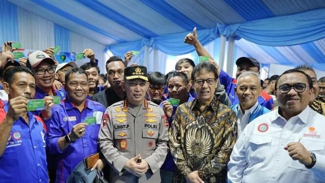 
 Kartu Bhayangkara Prioritas Buruh Diluncurkan, Kini Pekerja Dapat Akses Layanan Kesehatan di Rumah Sakit Polri