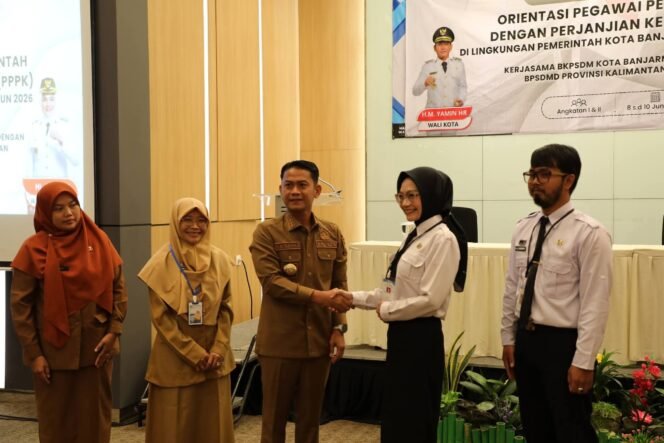 
 Buka Orientasi 407 PPPK, Wali Kota Banjarmasin Tekankan Disiplin & Pelayanan Prima