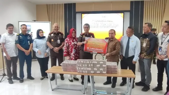 
 Ganti Rugi Proyek Jembatan Pulau Laut Tuntas Usai Mediasi Kejati Kalsel