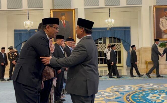 
 Rupiah & IHSG Kompak Menguat Usai Meredanya Isu Pergantian Menkeu