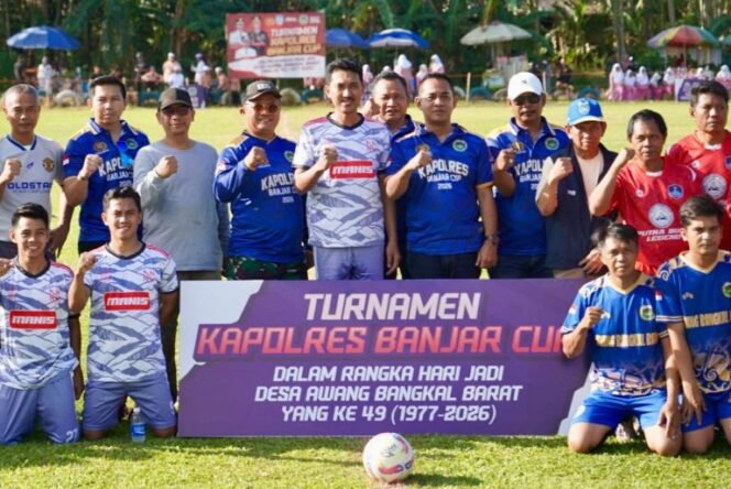 
 Peringati 80 Tahun Bhayangkara, 53 Tim Sepak Bola Ambil Bagian dalam Kapolres Banjar Cup