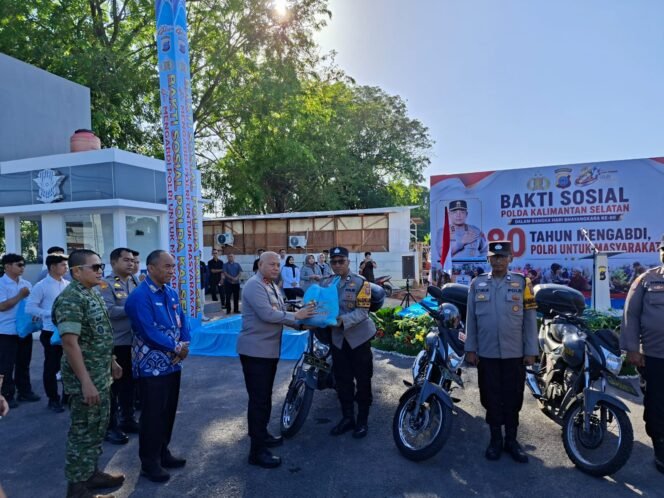 
 Polda Kalsel Gelar Bakti Sosial Massal Sambut Hari Bhayangkara ke-80