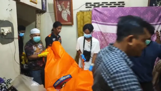 
 Diduga Akibat Sakit, Warga Guntung Manggis Ditemukan Meninggal di Dalam Rumah