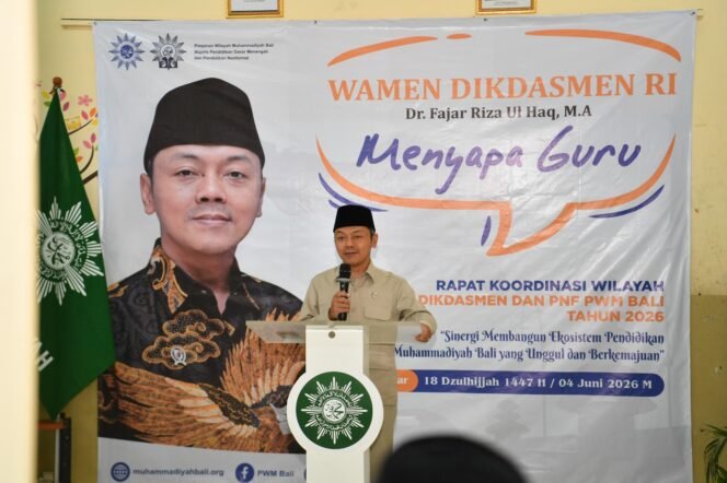 
 Kemendikdasmen Perkuat Sertifikasi hingga Tunjangan untuk Percepat Reformasi Guru