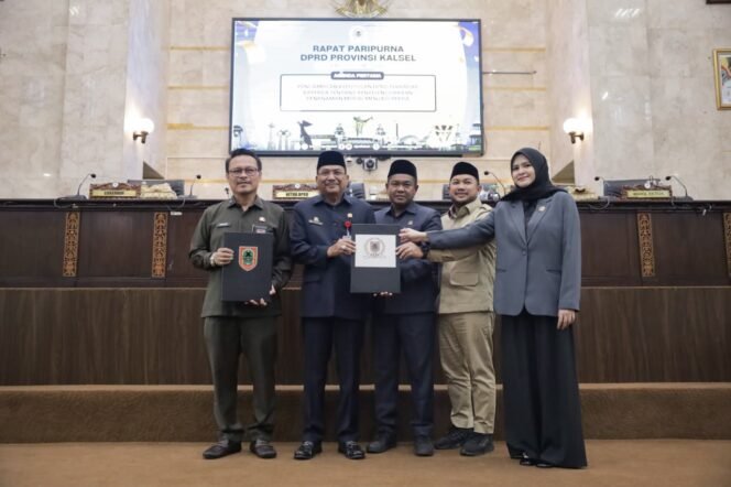 
 Serahkan Pertanggungjawaban APBD 2025, Pemprov Kalsel Sampaikan Raperda Penanaman Modal