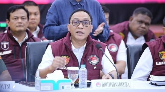 
 Bareskrim Polri Amankan Tersangka Peredaran Vape yang Mengandung Etomidate di Medan