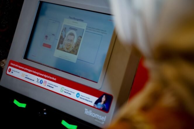 
 Pemerintah Wajibkan Registrasi Biometrik Pelanggan Baru, Seluruh Operator Siap Terapkan Secara Nasional