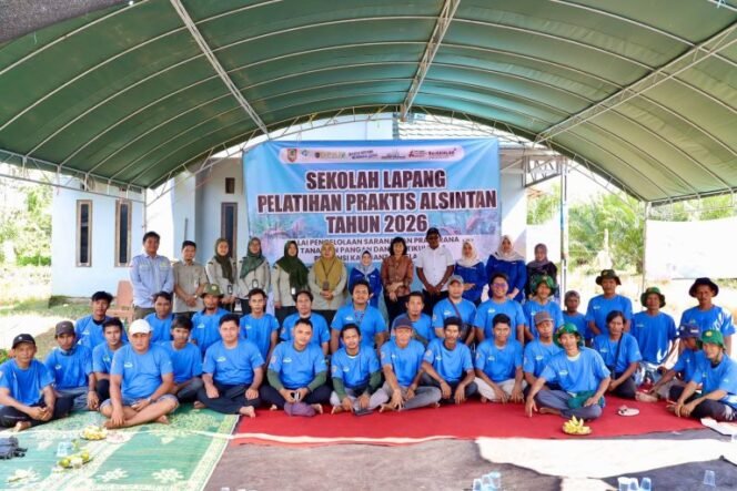 
 BPSPTPH Kalsel Dorong Modernisasi Pertanian melalui Sekolah Lapang Drone Pertanian