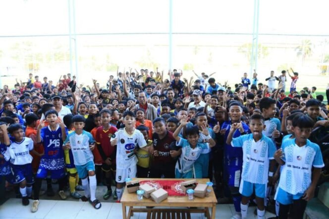 
 Festival Piala Presiden U10 & U12 Kalsel Dimulai, Puluhan Tim Perebutkan Tiket Nasional