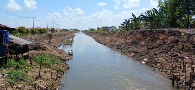 
 Peningkatan Kapasitas Aliran Sungai, Normalisasi Sungai Breman–Sungai Handil Jepang Segera Rampung