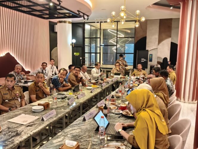 
 Inflasi Masih Terkendali, Pemprov Kalsel Perkuat Koordinasi dengan Berbagai Pihak