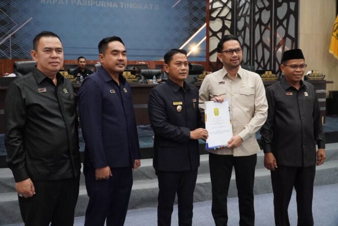 
 Pemko & DPRD Banjarmasin Sepakati Perda Pertanggungjawaban APBD Tahun Anggaran 2025