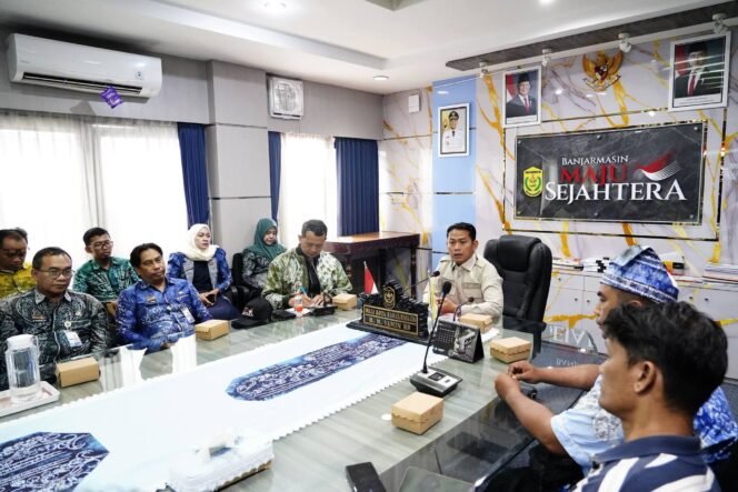 
 Laung Kuning Banjar Bertemu Wali Kota Banjarmasin, Minta Dukungan Produksi Film Misteri Rumah Puang