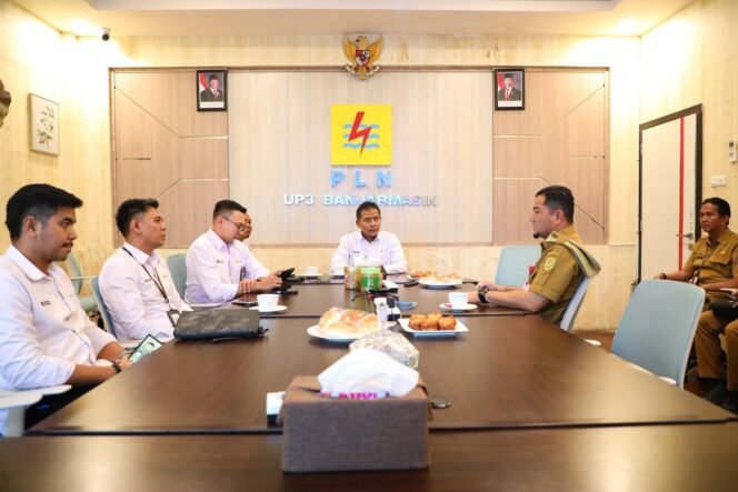 
 Audiensi dengan PLN UP3 Banjarmasin, Pemko Banjarmasin Dorong Percepatan Penanganan Pemadaman Bergilir