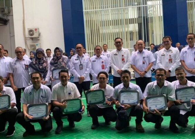 
 PTAM Intan Banjar Apresiasi Pelanggan Loyal dalam Apel Gabungan HUT Ke-38
