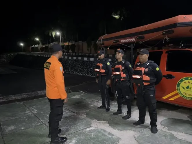 
 Tim SAR Gabungan Lakukan Pencarian Anak Diduga Diterkam Buaya di Sungai Kupang