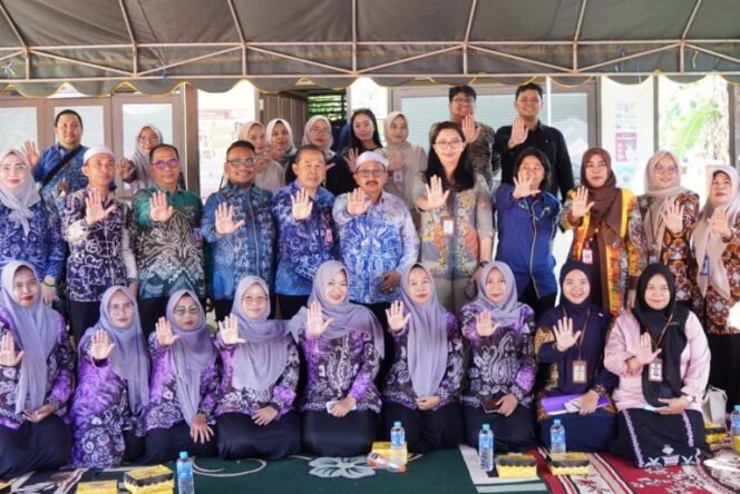 
 Wabup Banjar Dampingi Tim Bappenas Observasi Program Penurunan Stunting di Dua Titik