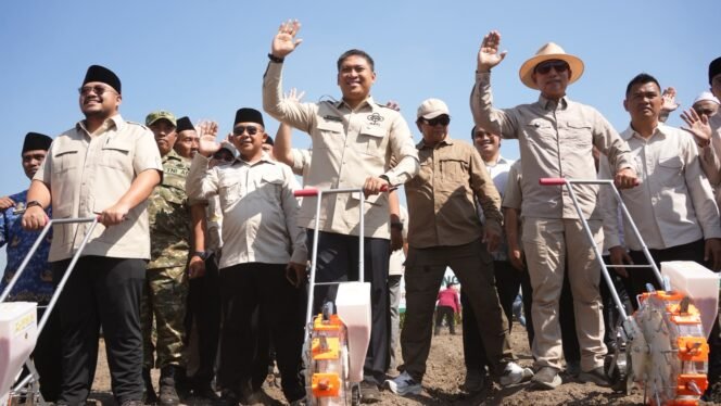 
 Wamentan Gerak Cepat Jawab Berbagai Keluhan Petani Terkait Pupuk hingga Harga Telur