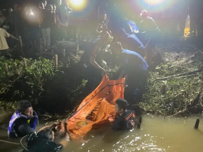 
 Operasi Pencarian Berakhir, Tim SAR Berhasil Temukan Korban Tenggelam di Sungai Martapura