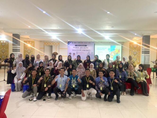 
 Siapkan Pemuda sebagai Calon Pemimpin, Disbudporapar Banjar Gelar Pelatihan Kemampuan Public Speaking