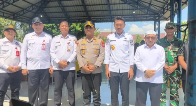 
 Tinjau Pilkades Serentak, Bupati Banjar  Dorong Partisipasi Warga Untuk Lahirkan Pemimpin Desa Berkualitas