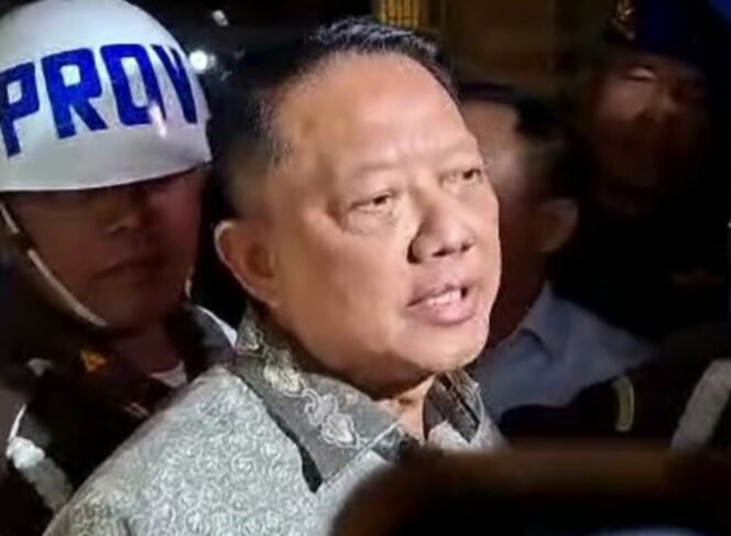 
 Ditetapkan Jadi Tersangka TPPU, Kejagung Tahan Mantan Jampidsus Febrie Adriansyah