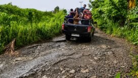 Potret Ruas Jalan Rusak di Kecamatan Gomo. Foto: Aliasa Telaumbanua