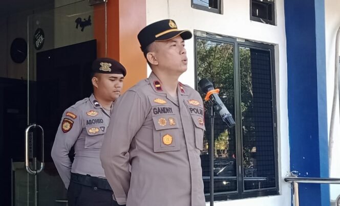 
 Sukseskan Pilkades Serentak, Polsek Gambut Ajak Seluruh Elemen Bersinergi di Hari Kesadaran Nasional