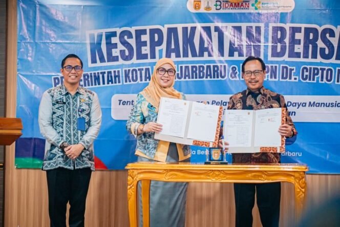 
 Tingkatkan Layanan Kesehatan, Pemko Banjarbaru Tandatangani Kesepakatan dengan RSCM Jakarta