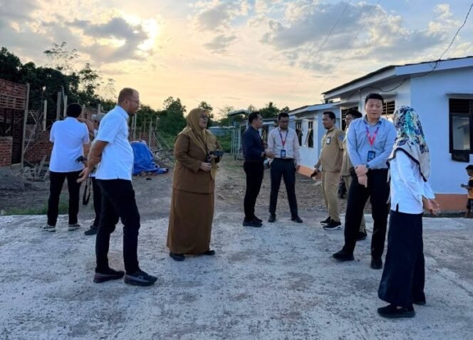 
 Kunjungi Kalsel, Kementerian PKP Didampingi Disperkim Tinjau Program Rumah MBR Berbasis CSR