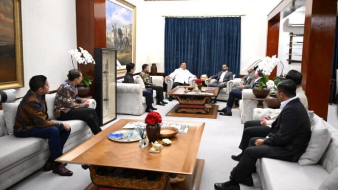 
 Direktur FBI Kunjungi Presiden Prabowo, Perkuat Kerja Sama Repatriasi Artefak Budaya