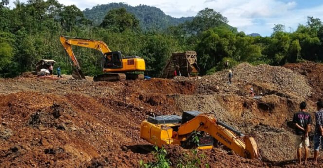 
 Menteri ESDM Dorong Masyarakat di Daerah Turut Serta Kelola Tambang