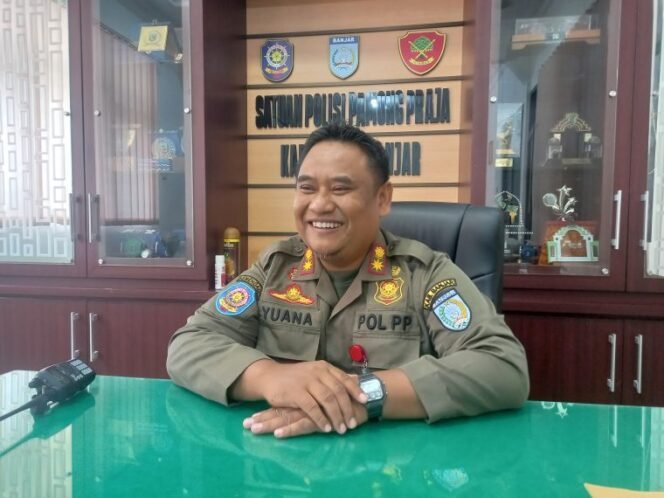 
 Satpol PP Terjunkan 71 Personel Amankan Banjar Bersholawat di Martapura