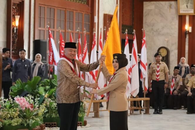 
 Pemprov Kalsel Lepas 498 Kontingen Pramuka Banua Menuju Jambore Nasional XII