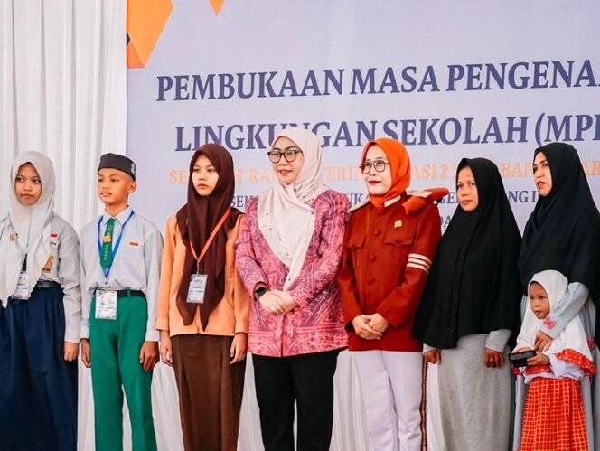 
 234 Siswa SRT 2 Banjarbaru Ikuti MPLS, Wali Kota: Jangan Takut Bermimpi!